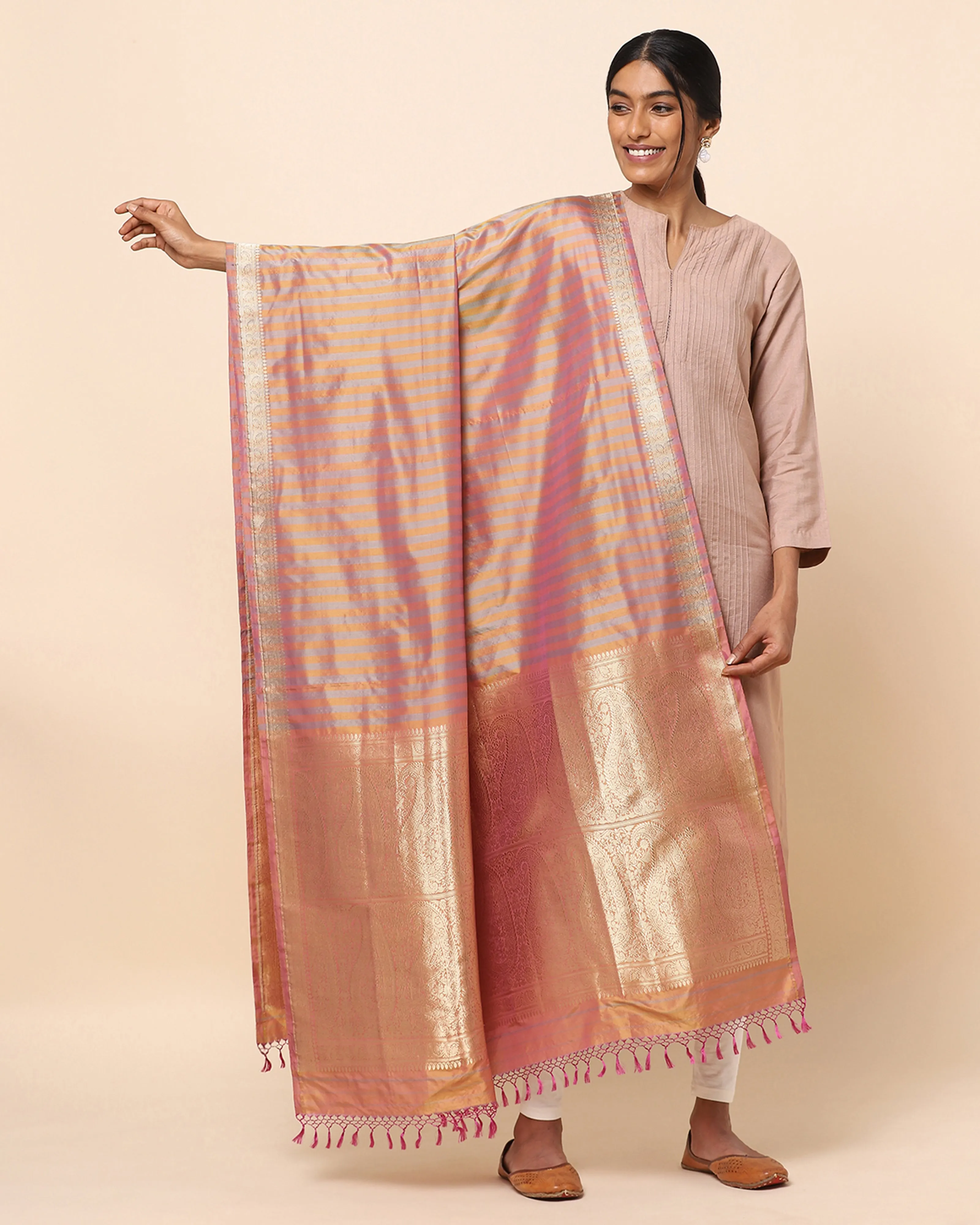 Aarushi Kadwa Silk Dupatta