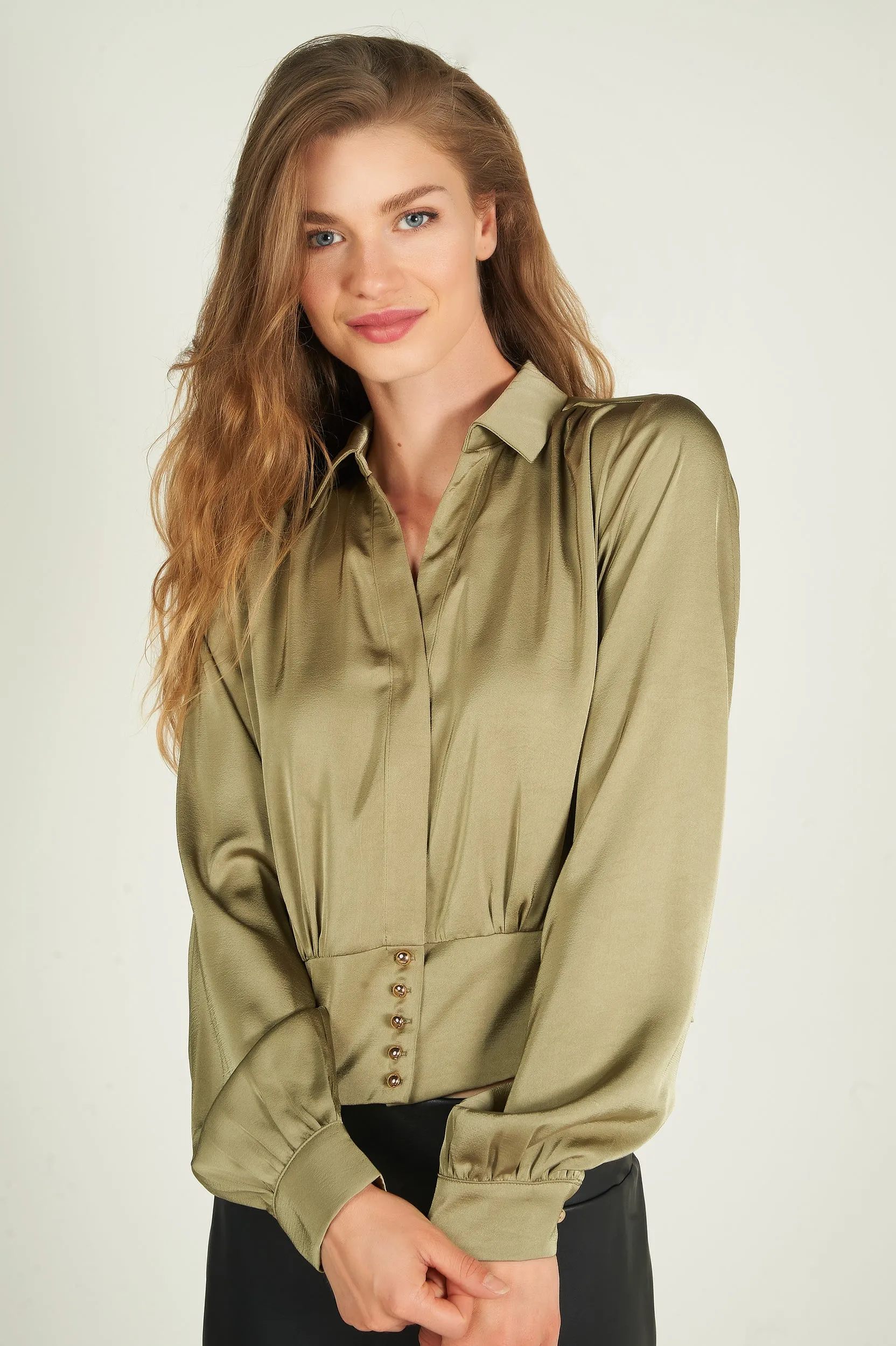 Blouse courte en satin - FINA-X2U - (E-B1)