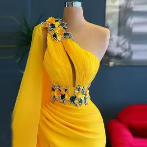 Charming Yellow One Shoulder Mermaid Evening Dresses   Sleeveless Side Split Crystals Women Pageant Dressing   Gowns