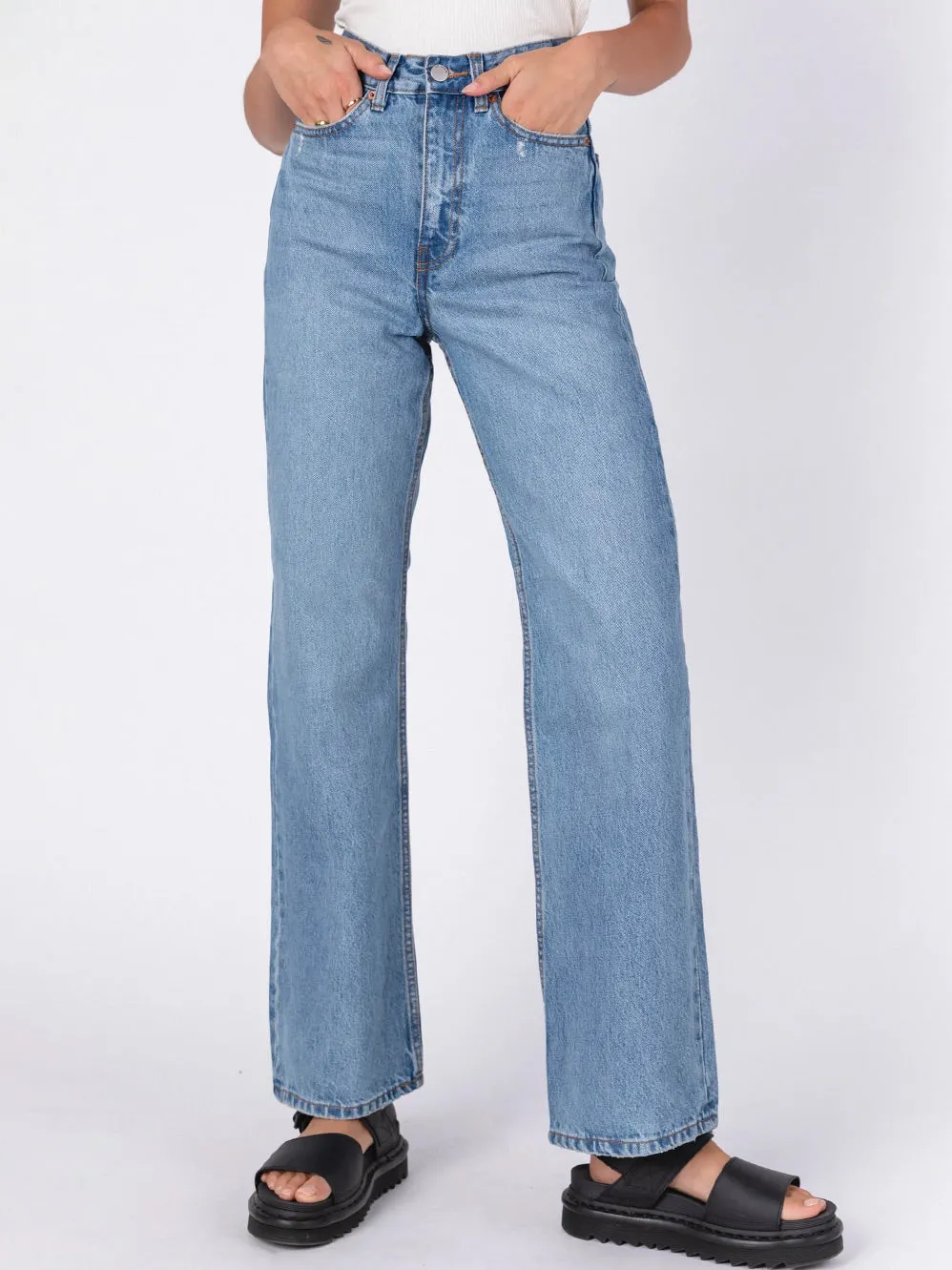 DR DENIM ECHO STRAIGHT JEANS