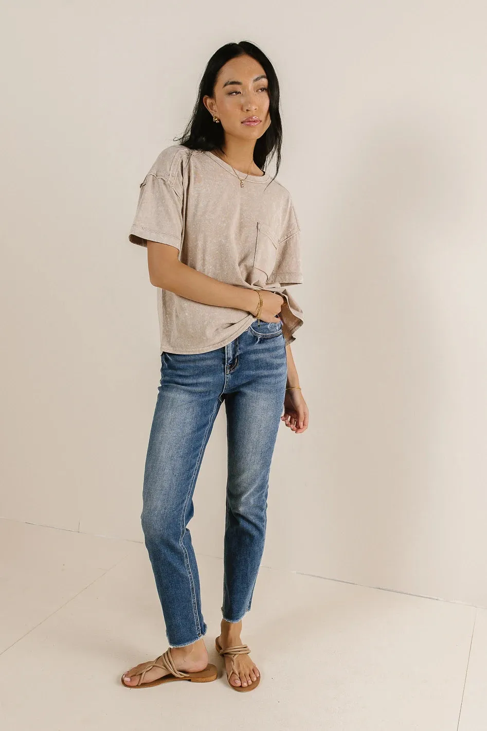 Elowyn Straight Leg Jeans in Medium Wash - FINAL SALE