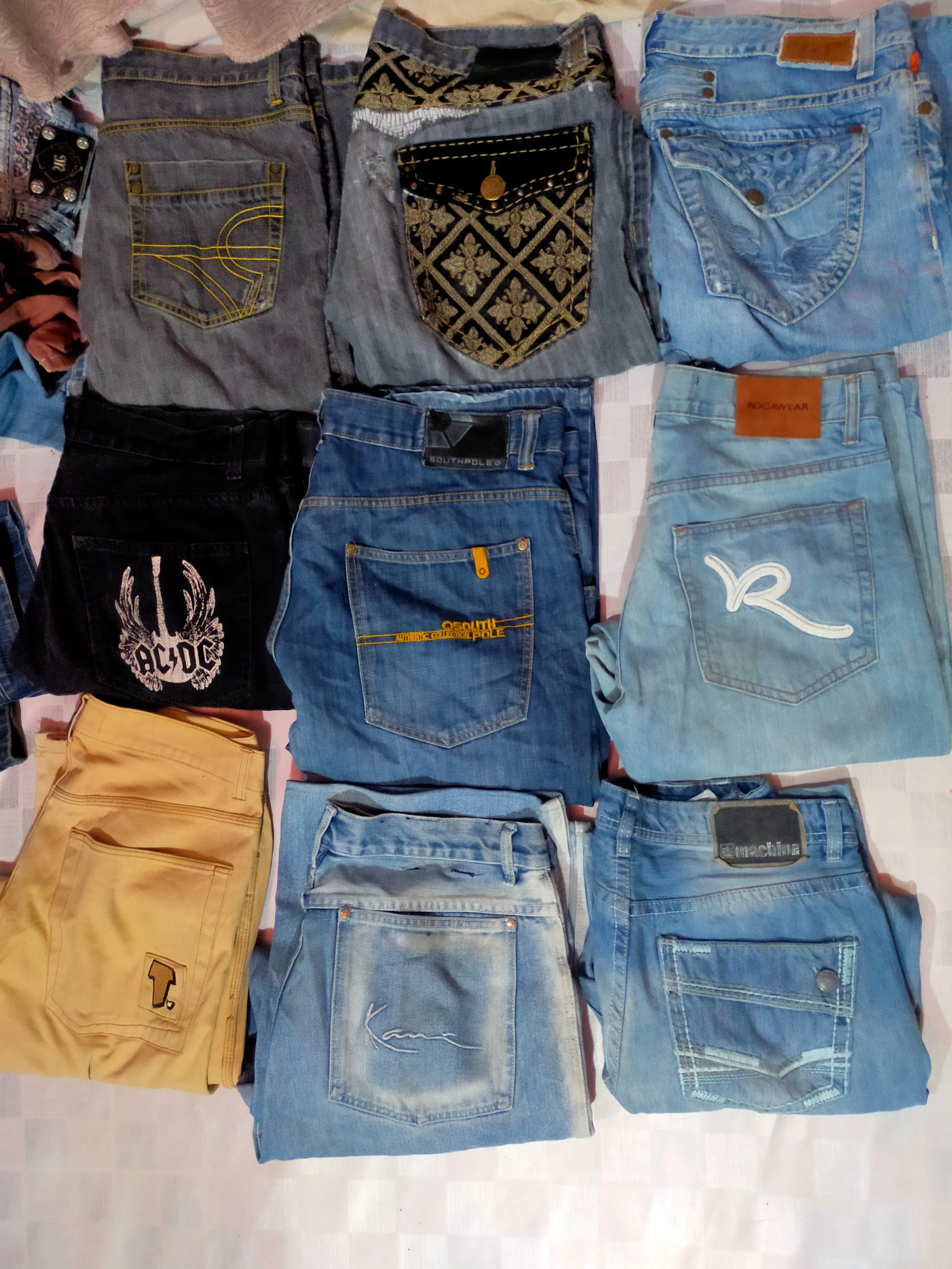 Id 57 rockwear and other mix brands total 19 pieces