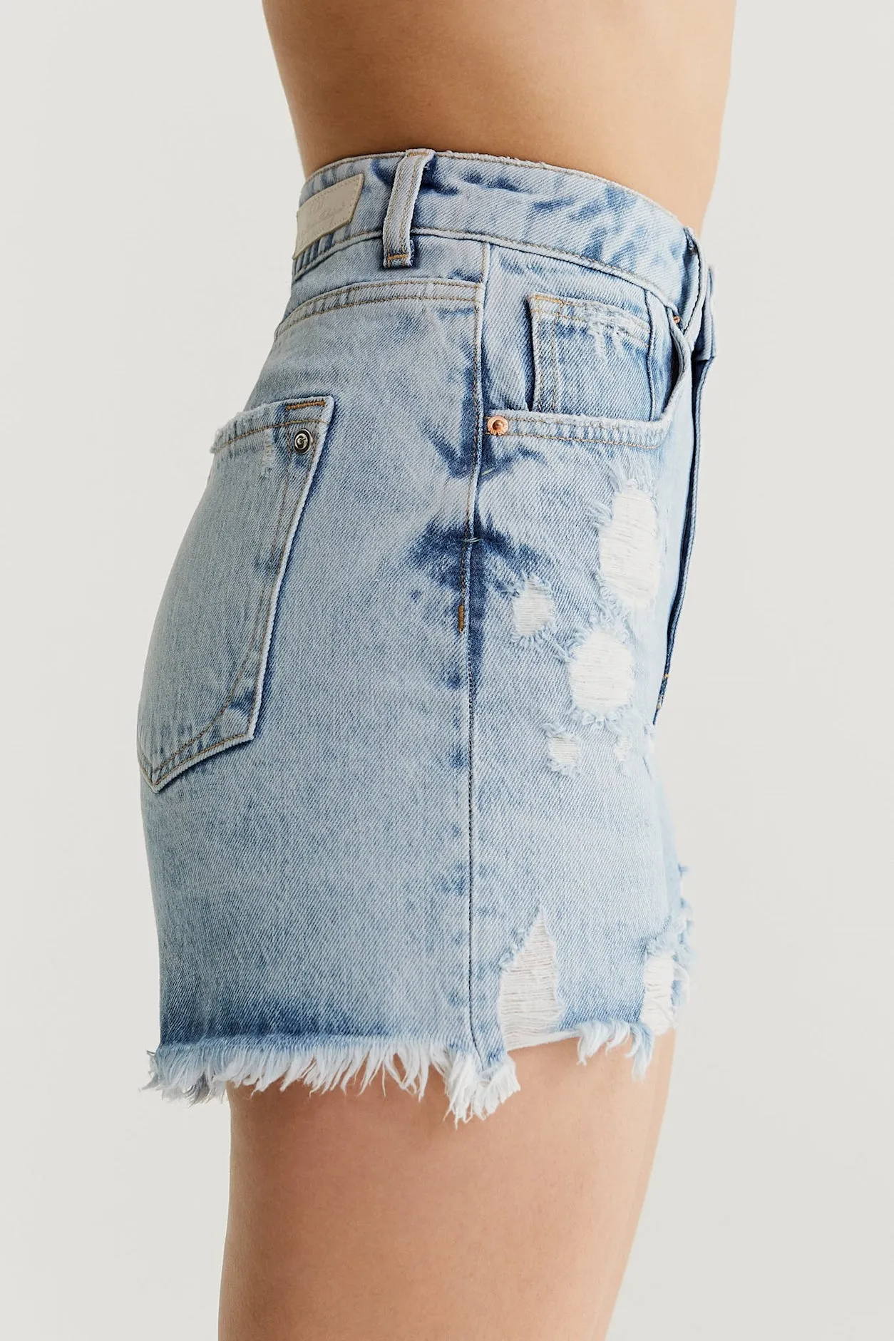 Naomi High Waist 5 Pocket Shorts Light Blue destroyed