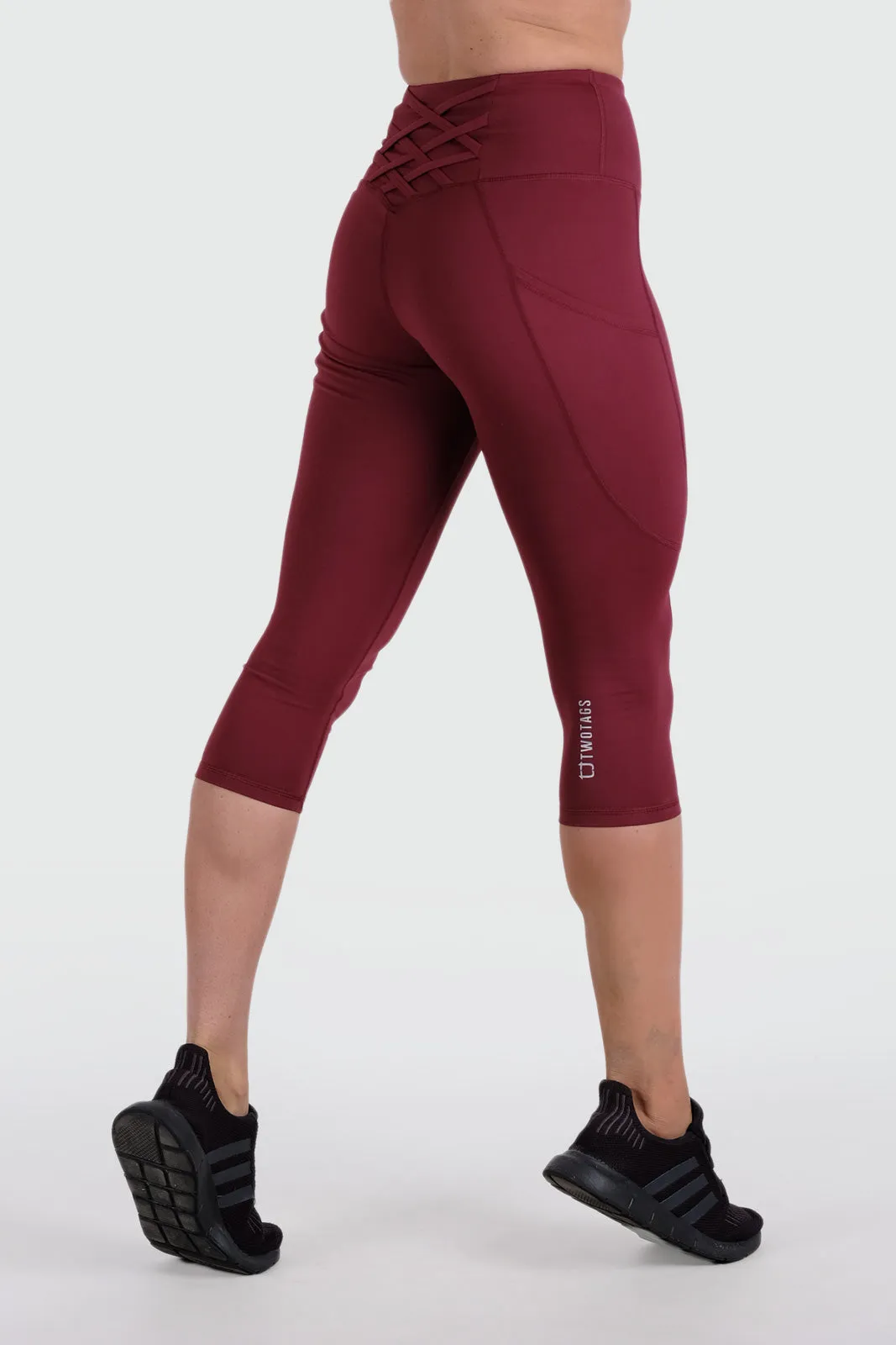 Strappy 3/4 V2 Highwaisted Leggings - Burgundy